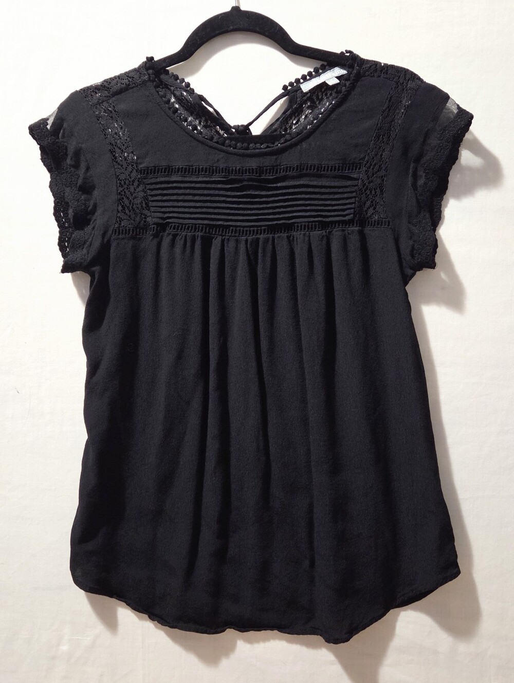 Daniel Rainn Black Lace Sheer Flowy Tie Blouse M